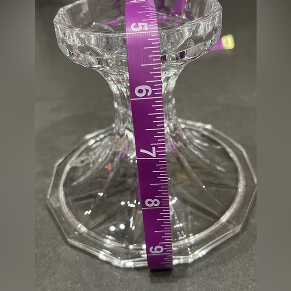 VINTAGE INDIANA GLASS CLEAR PEDESTAL CANDLE STICK HOLDER/CENTERPIECE/BOWL. - Picture 2 of 5